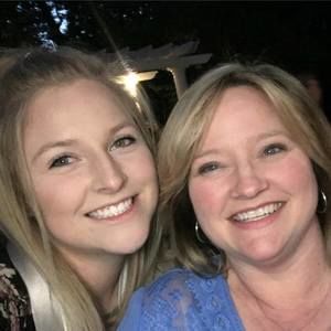 Meet your Posher, Holly